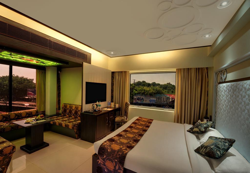 Hotel Amar Agra  Buitenkant foto